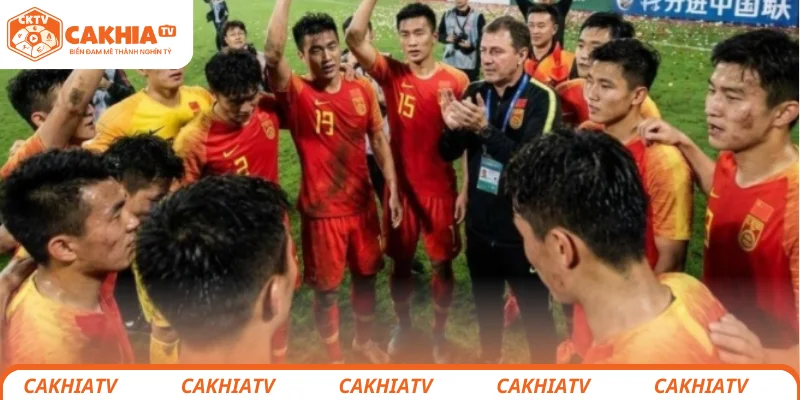 U23 Việt Nam trước ‘khối bê tông’ Trung Quốc: Bản lĩnh hay lịch sử sẽ lên tiếng 2 U23 Trung Quốc đang có 1 hàng rào chắn với phong độ đỉnh cao